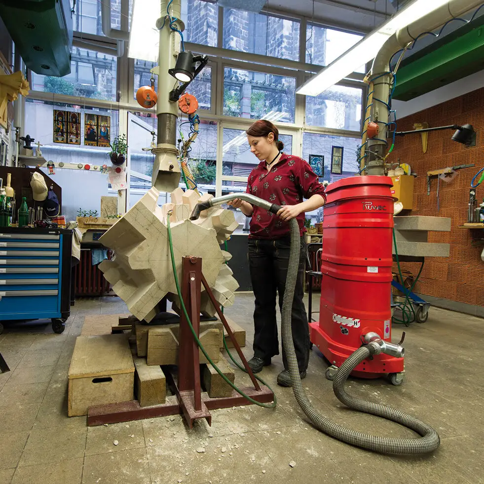 Holzstaub, Industriesauger, Holzverarbeitung